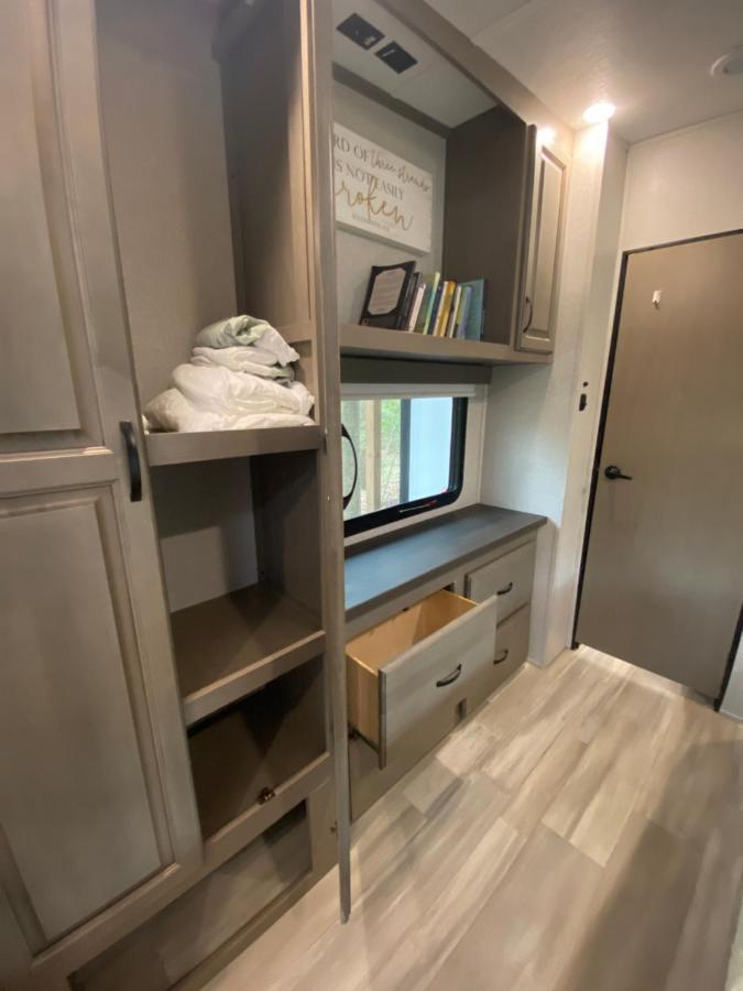 Cozy Rv Experience W/Pool+Spa Near Lake Conroe Willis Exteriör bild